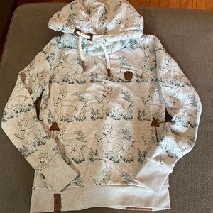 Woman’s sweatshirt